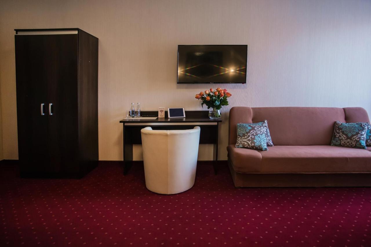Hotel Lord 스타르가르드 시체신스키 외부 사진